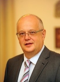 Slika ima prazan alternativni atribut; njen naziv fajla je 5ninoslav.jpg
